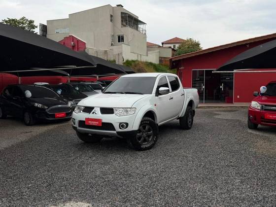 MITSUBISHI L200 TRITON 3.2 GLS 4X4 CD 16V TURBO INTERCOLER DIESEL 4P MANUAL